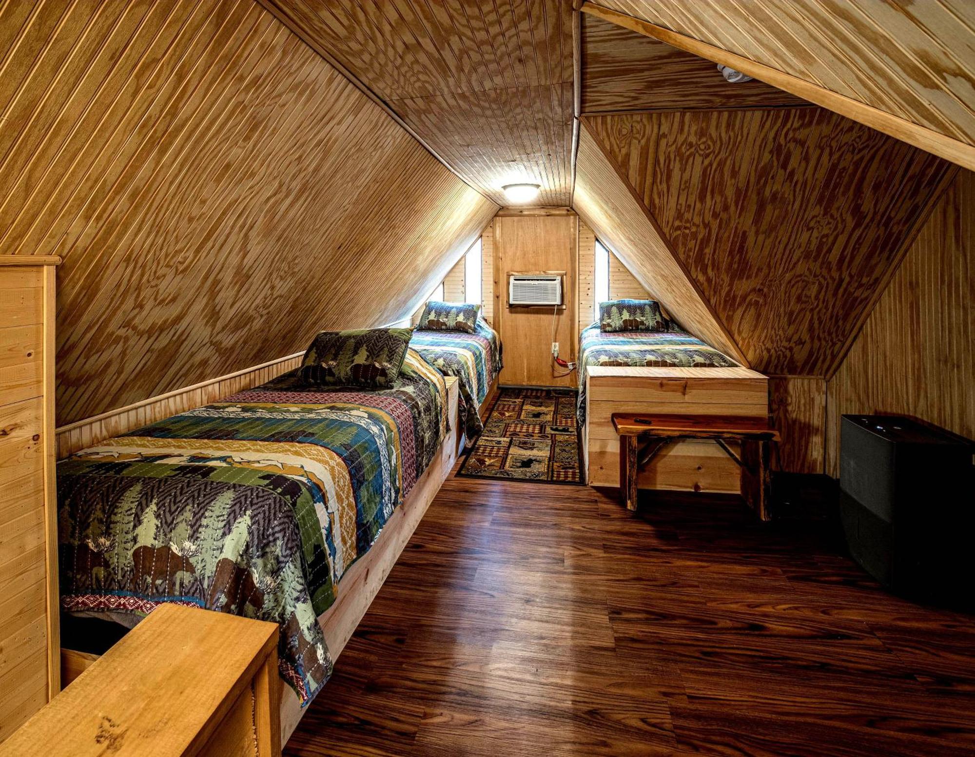 Bear Creek Lodge And Cabins In Helen Ga - Pet Friendly, River On Property, Walking Distance To Downtown Helen Eksteriør bilde
